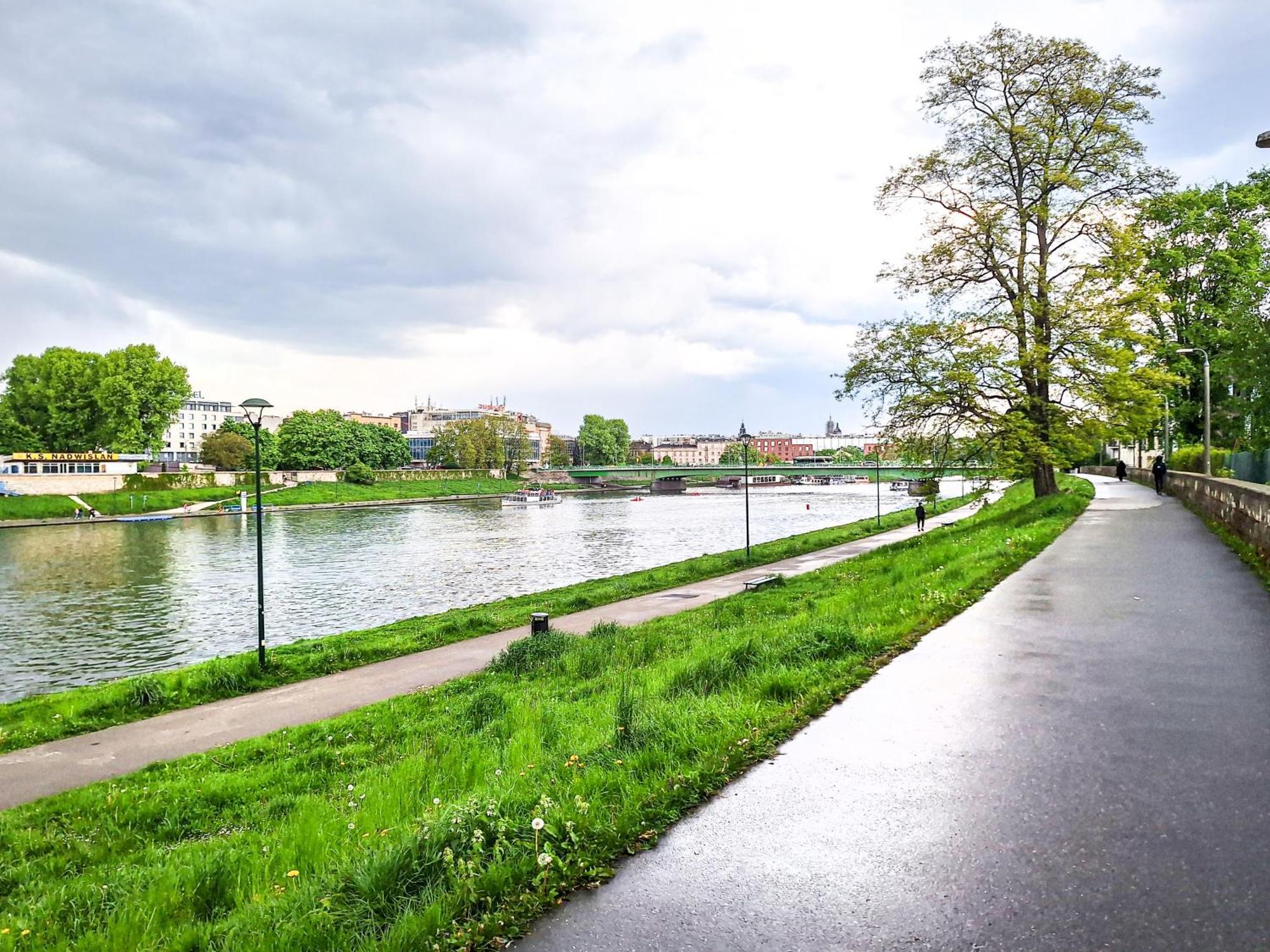 Cozy Apartment With Ac For Couples - Old Town Krasków Εξωτερικό φωτογραφία