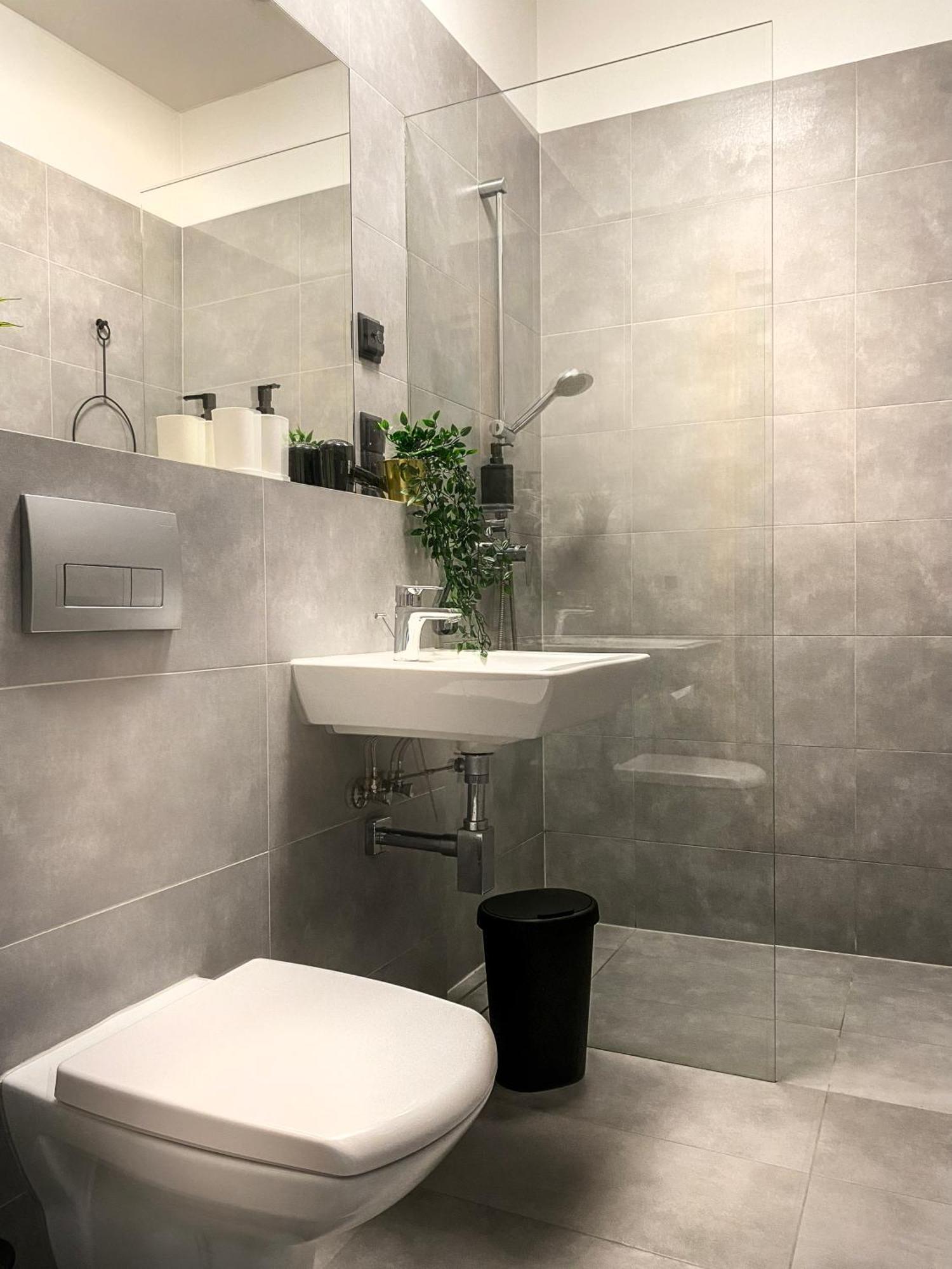 Cozy Apartment With Ac For Couples - Old Town Krasków Εξωτερικό φωτογραφία