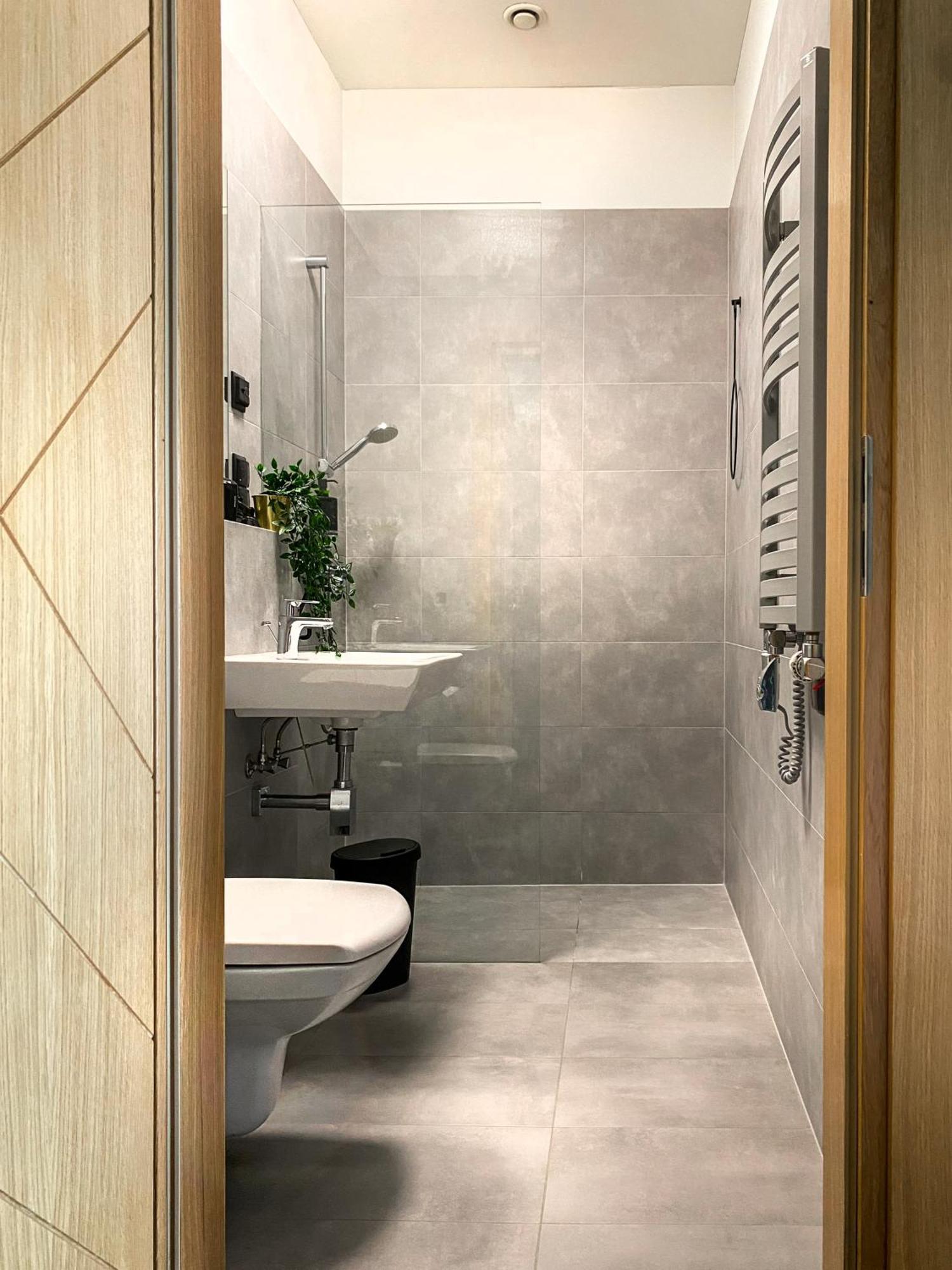 Cozy Apartment With Ac For Couples - Old Town Krasków Εξωτερικό φωτογραφία